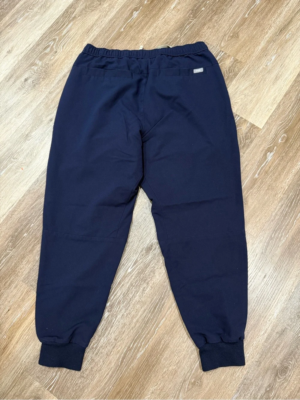 Figs Men's Navy Drawstring Jogger Scrub Pants